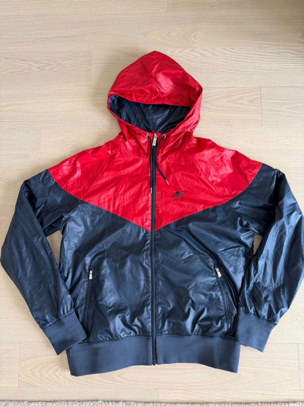 Rare Vintage Asian Exclusive Nike Men’s Dual Tone Windrunner Men’s XL 343425-611